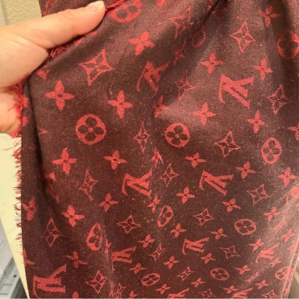 Louis Vuitton Monogram Cashmere Wool Scarf – Burgundy / Red